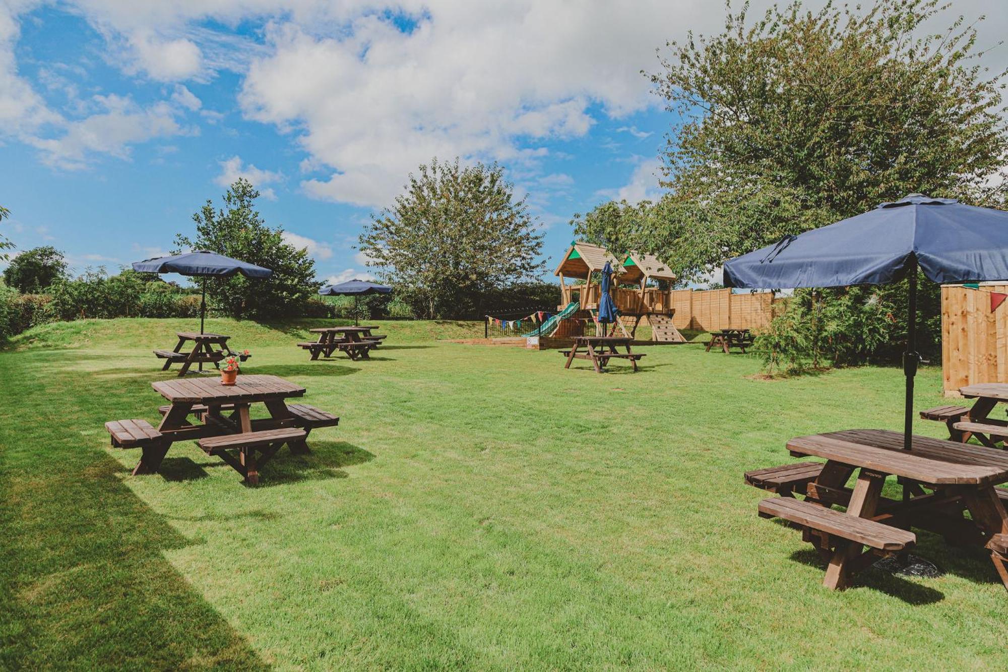 The Butterleigh Inn Cullompton Dış mekan fotoğraf